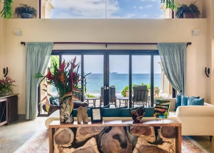 Holiday home Stunning Luxury Mansion In With Six Bedrooms And Beachfront Access Playa Flamingo