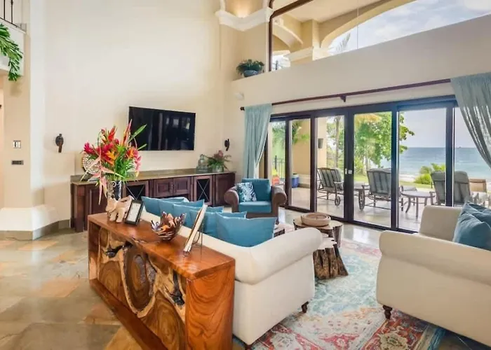 Holiday home Stunning Luxury Mansion In With Six Bedrooms And Beachfront Access Playa Flamingo