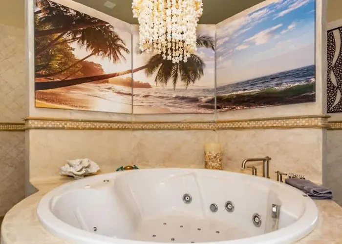 Stunning Luxury Mansion In With Six Bedrooms And Beachfront Access * Playa Flamingo